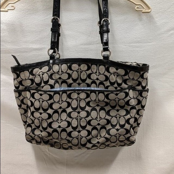 Vintage Coach Black and Grey Shoulder Bag Purse - Picture 2 of 3